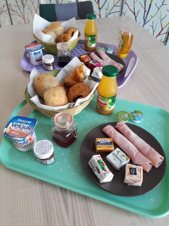 Oissery Bruse & Co Bed & Breakfast エクステリア 写真